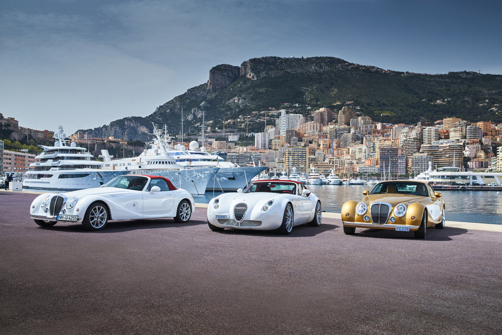 Comparing Classic, Retro and Luxury Cars